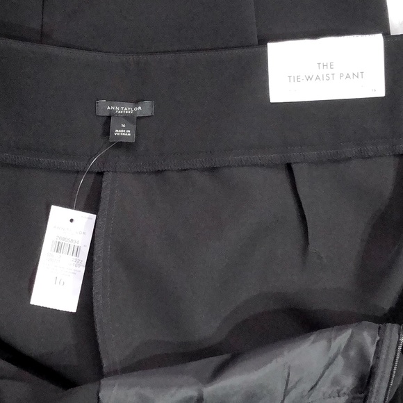 Ann Taylor Plus Size Tie- Waist Pant - Picture 6 of 8